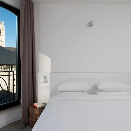 Ξενοδοχείο 9hotel 3*