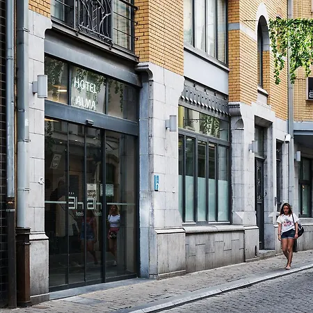 Alma Grand Place Hotel