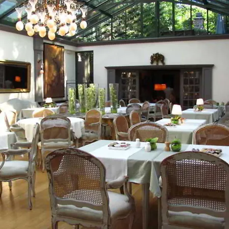 Manos Premier Otel 4*
