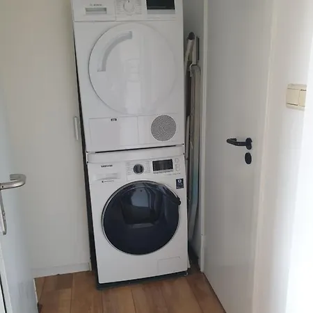2 Bedroom With A Rooftop Terrace On 3rd Floor Daire
