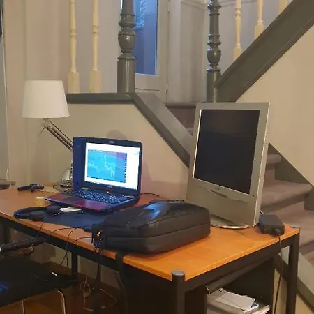 Lovely 2 Bedroom Penthouse With Terrace * بروكسل