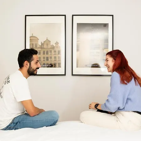 Hotel Latroupe Grand Place Bruksela