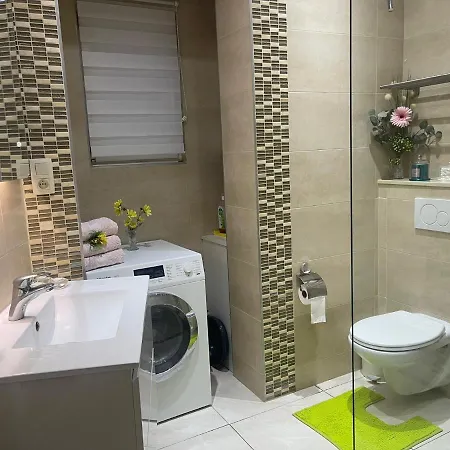 Centre Zaza بروكسل