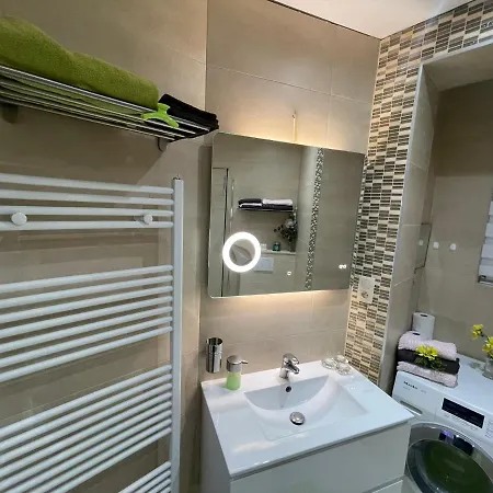 Centre Zaza شقة *