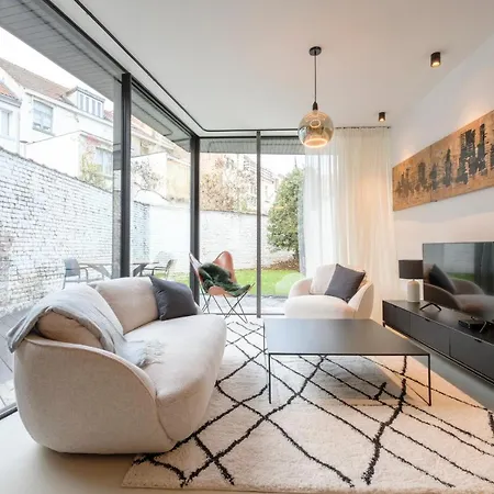Spacieuse Maison De Ville Proposant 3 Aux Alentours Des Etangs D'ixelles Lejlighed *