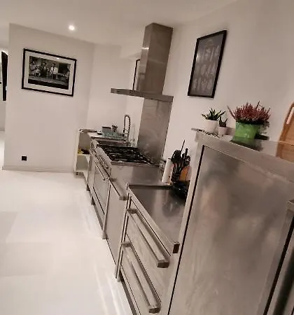 Apartamento Luise Hollywood Bruxelas