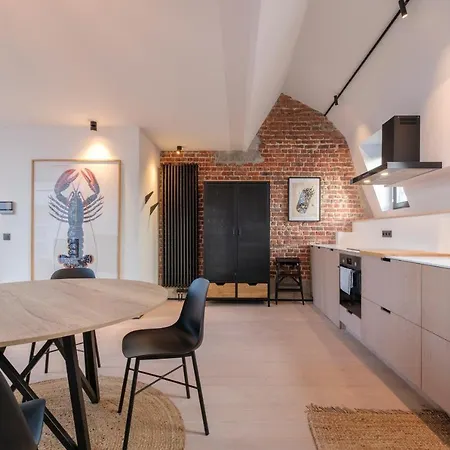 Lejlighed Spacieuse Maison De Ville Proposant 3 Aux Alentours Des Etangs D'ixelles Bruxelles