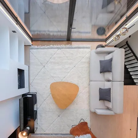Spacieuse Maison De Ville Proposant 3 Aux Alentours Des Etangs D'ixelles Lejlighed Bruxelles