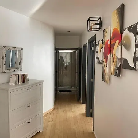2 Au Coeur De Uccle Bruxelles
