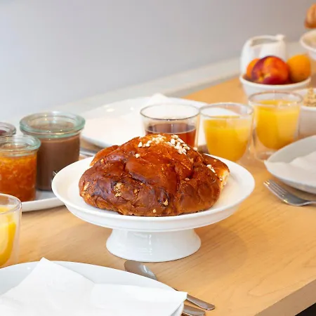 Happy - Grand Place Bed & Breakfast 3*