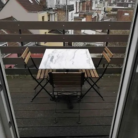 Superbe 2 Etages Et Terrasse Brüsszel