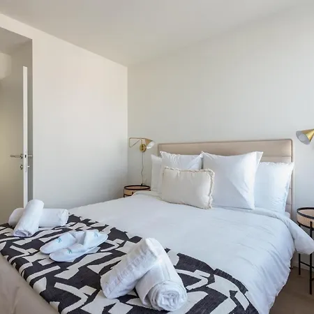 Sweett - De Brouckere Apartment *