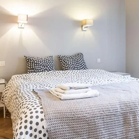 Lejlighed Chic 3-bedroom For Rent To Professionals In Ixelles Bruxelles