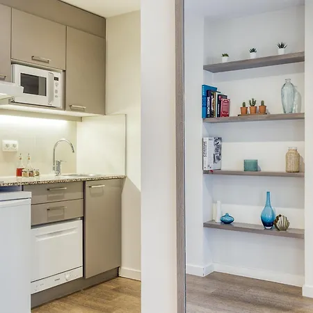 Citadines Toison D'or מלון דירות 3*