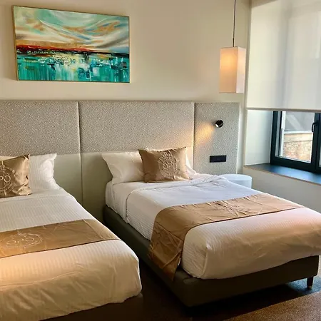 Opo Hotel 4*