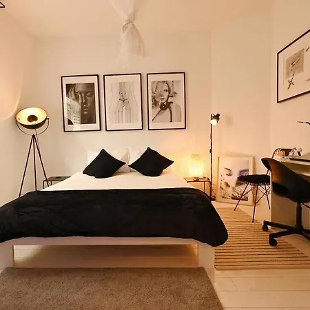 Stylish Duplex In The Heart Of Centre