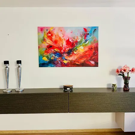 Urbanstay Grand Place Luxury *