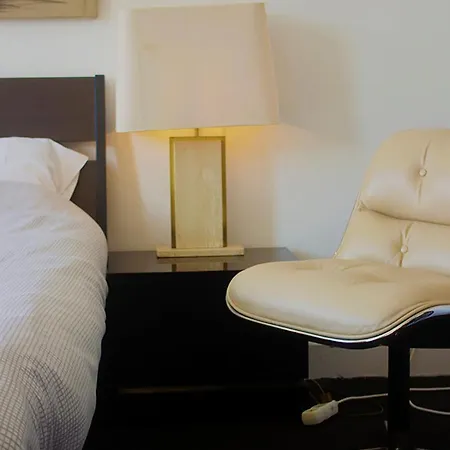 Handy Close To Zaventem Airport