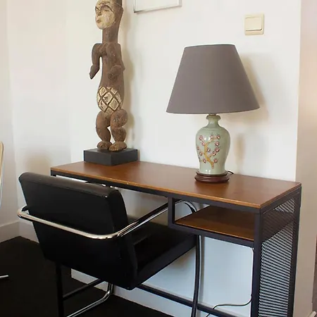 Handy Close To Zaventem Airport