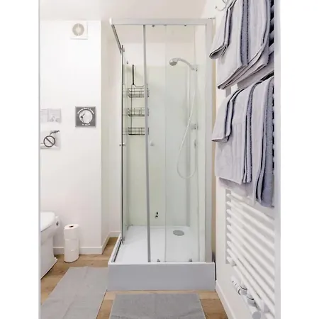 Beautiful Fully Renovated