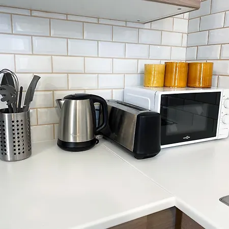 New Cozy In Porte De Hal Appartamento *