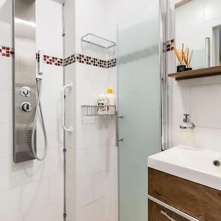 Cosy Full Equipped Flat 公寓 *