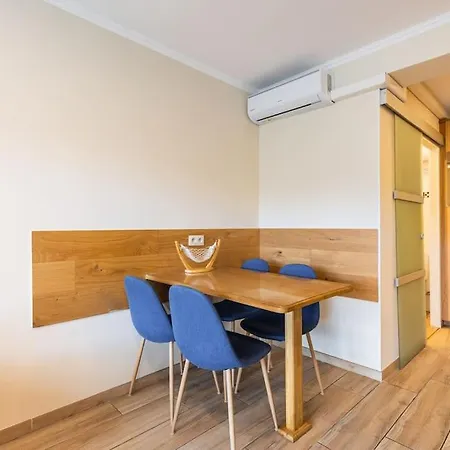 Cosy Full Equipped Flat * 布鲁塞尔