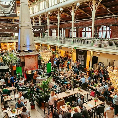 Modern In Molenbeek-saint-jean / 77 M² / Parking Brüsszel