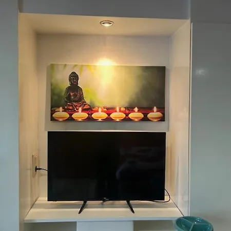 Zen Atomium Et Palais De L'exposition Brüssel