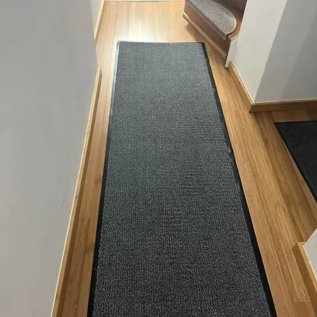 Au Marolles Atomium * Bruxelles