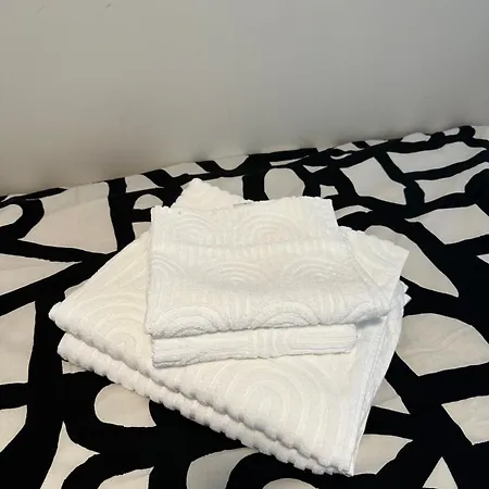 Alexanor Cosy Private In A Shared * Bryssel