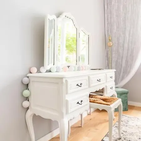 European Heart 2-bedroom Flat.