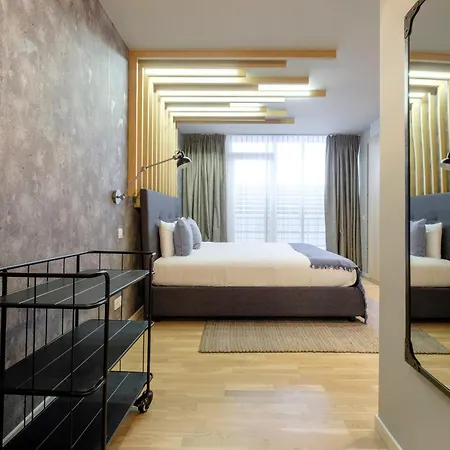 Beautiful 1 Bedroom Close To Parc De Brüsszel