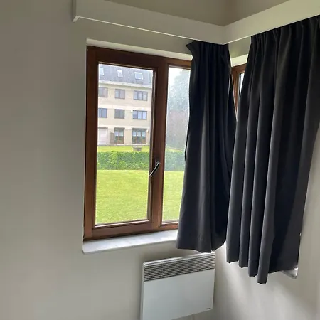 One Bedroom Fully Equipped With Terrace Daire Brüksel