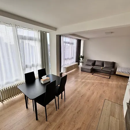 Apartament Luys