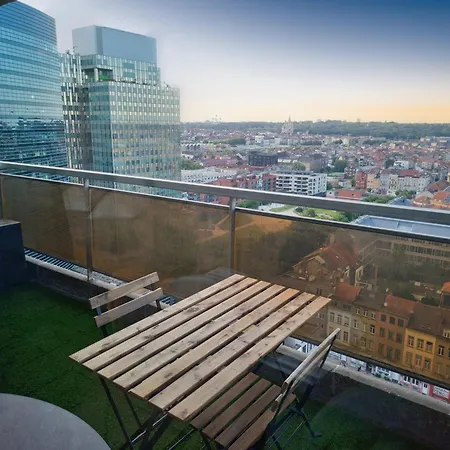 Apartment Avec Vue Panoramique Et Parking Gratuit Brussels