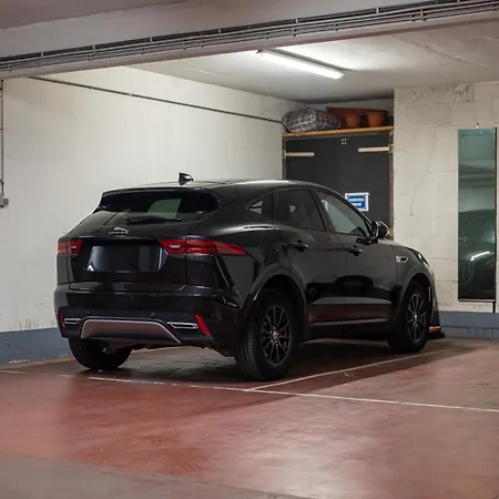 Avec Vue Panoramique Et Parking Gratuit Apartment Brussels