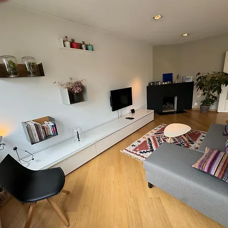 Apartamento Ixelles 2 Chambres, 3 Lits *