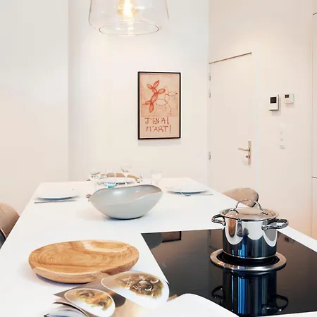 Modern 1br - 90 Sqm *