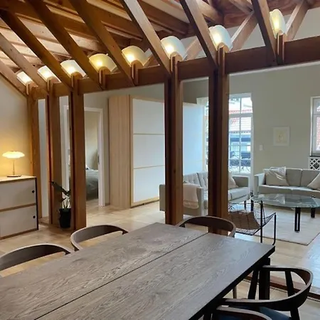 Spacieux Duplex D'architecte Апартаменты *