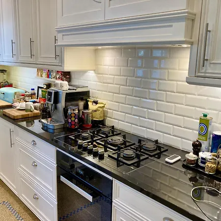 Calm, & Birdsong Bruxelles