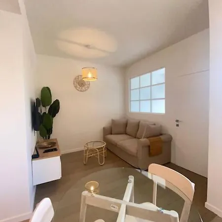 1 Avec Parking Au Coeur De 2d Brussels