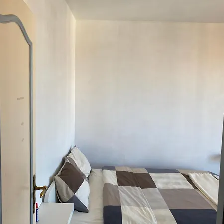 Апартаменты Fly House *