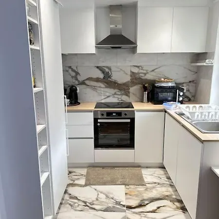 Cosy Et Moderne بروكسل