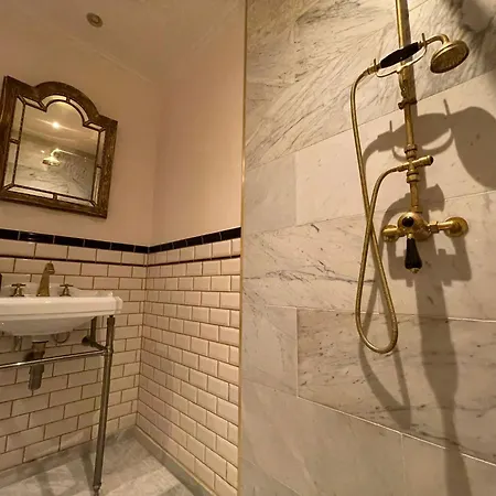 شقة La Petite Foret Art Deco In بروكسل