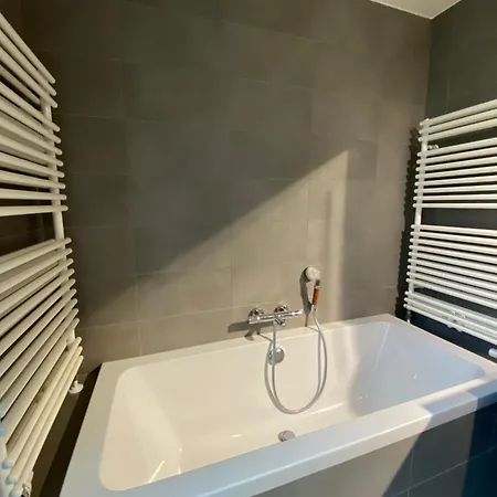 Appartamento Residentiel Tour Et Taxis Et Parking