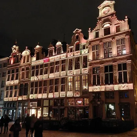 Lux In Bxl Center דירה בריסל