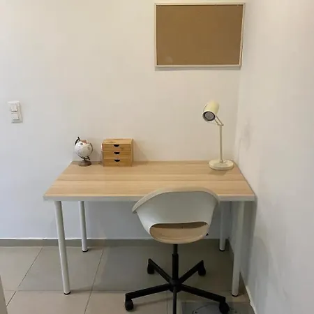 Avec Terrasse Privee Et Garage Rez De Chaussee Lumineux דירה