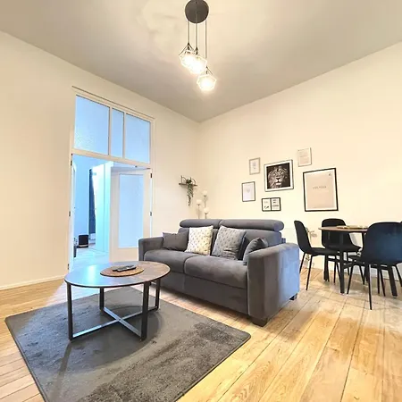 Charming Uccle - 1 Bedroom アパート ブリュッセル