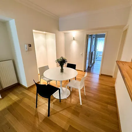 Charming In Ixelles Apartment *